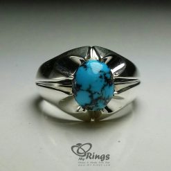 Exquisite Turquoise With Handmade Silver Ring