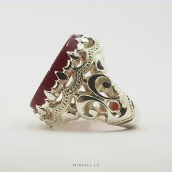 Unique Red Yemeni Aqeeq With Spacial Silver Ring