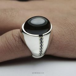 High Class Black Yamani Aqeeq With Handmade Silver Ring